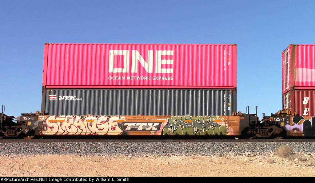 WB Intermodal Frt at Erie NV -91